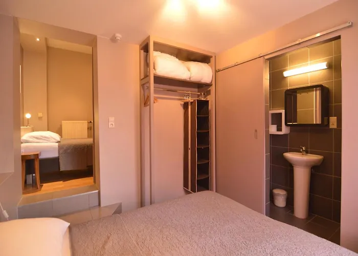 Luxury With Sauna 度假居 *