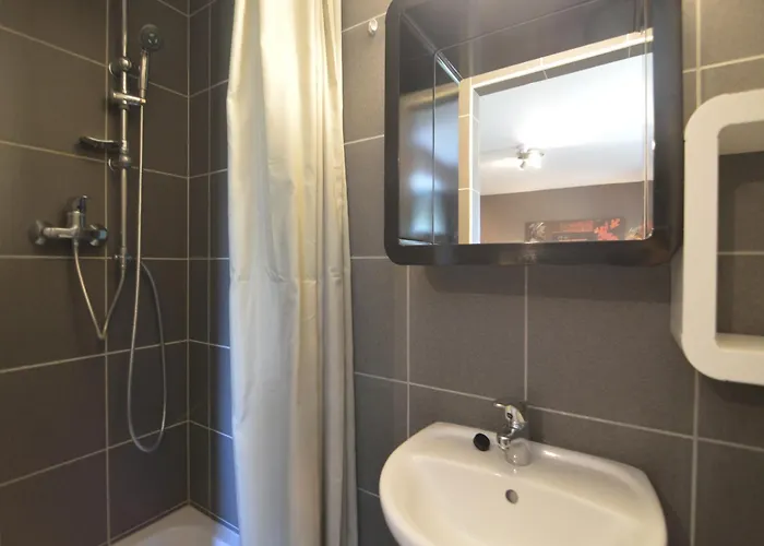 Luxury With Sauna 度假居 *